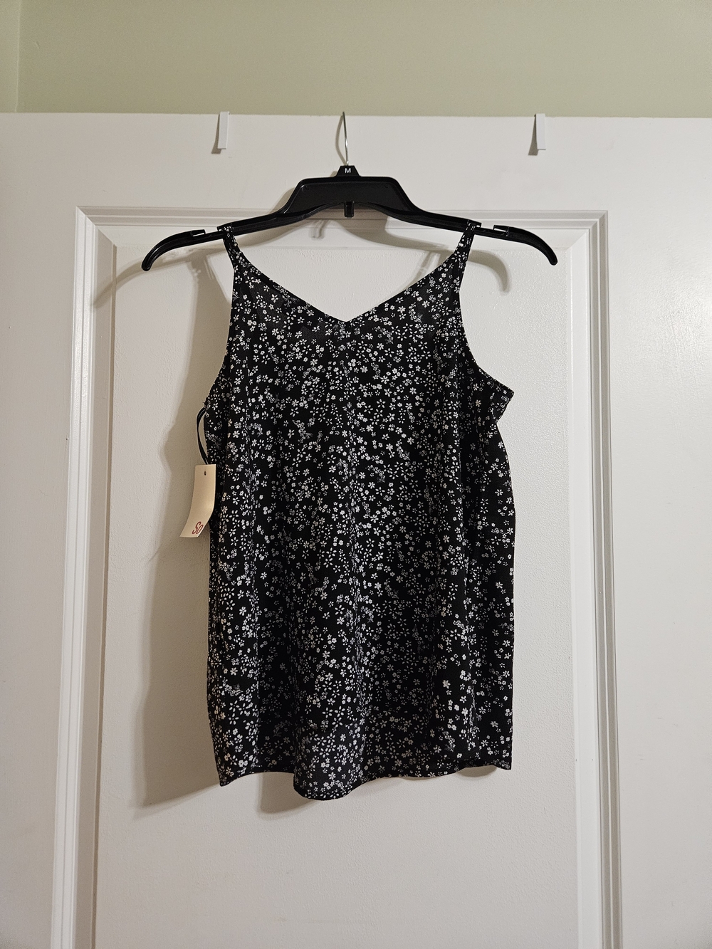 So Brand Black Floral Draped Flowy Top, Size Xs, New With Tags - Picture 2 of 3